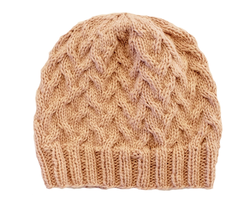 Πλεκτό γυναικείο σκουφί με κοτσίδες