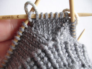 Πλεκτό γάντι - Αύξηση πόντων anoigma-antixeira