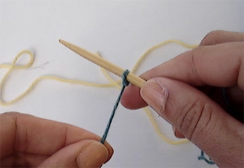 Θηλιά με το κανονικό νήμα thilia